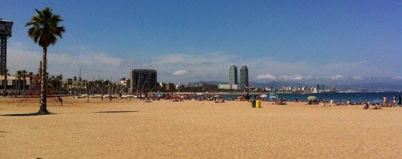 Best Beaches in (and around) Barcelona depending on your needs – complete lowdown!