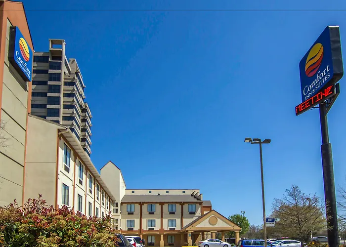 Comfort Inn & Suites Love Field-Dallas Market Center